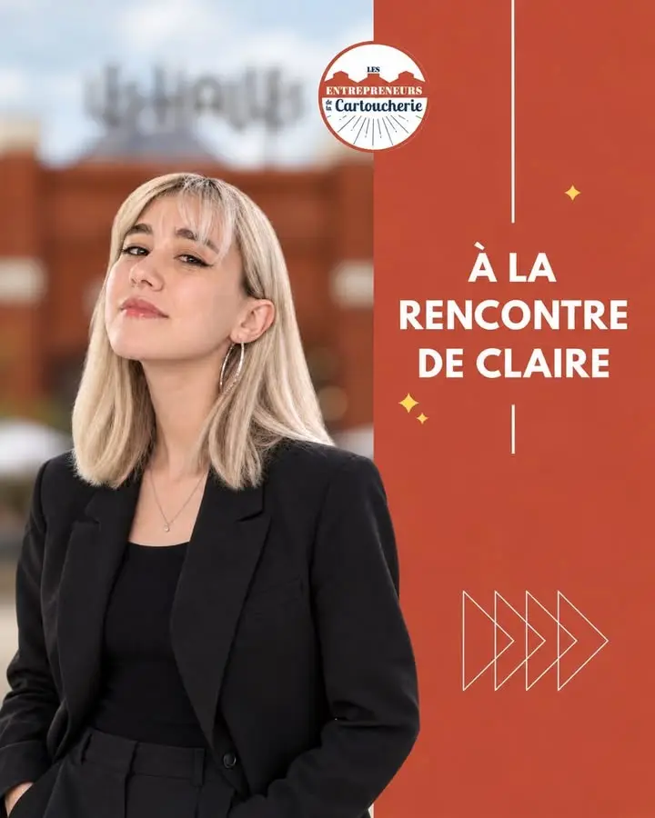 À la rencontre de Claire. Photo de Claire, en veste noire, devant la Halle de la Cartoucherie.